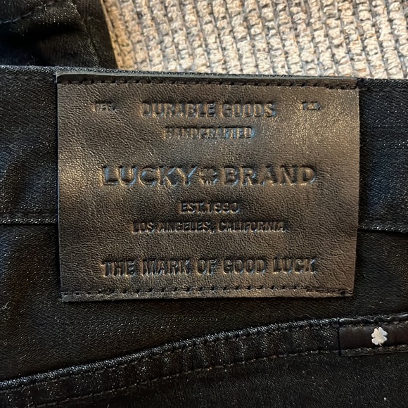Lucky Brand, 121 Slim, Black Jeans. New with tags! - Picture 4 of 5